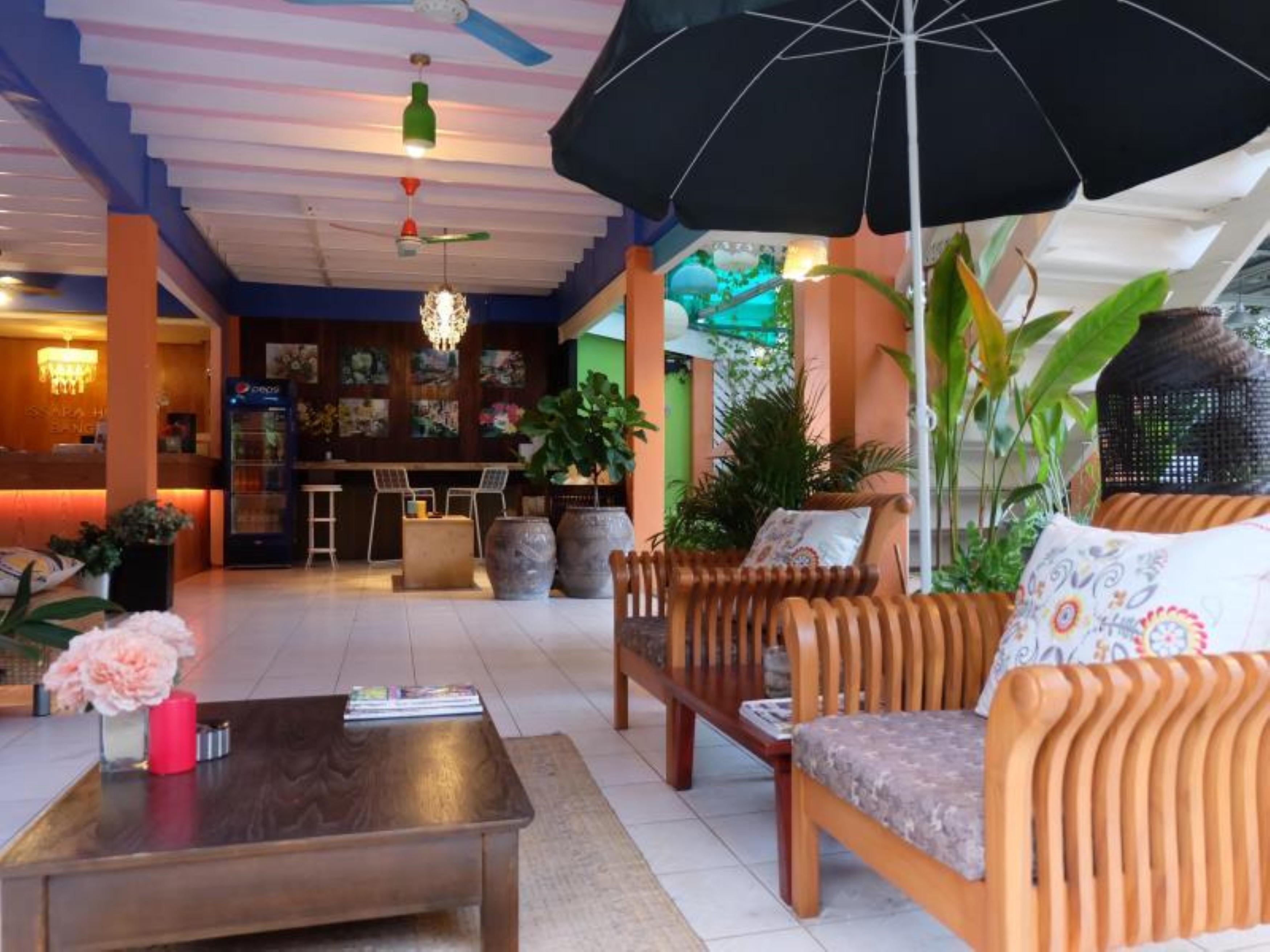 Issara House Bangkok Hotel Ngoại thất bức ảnh