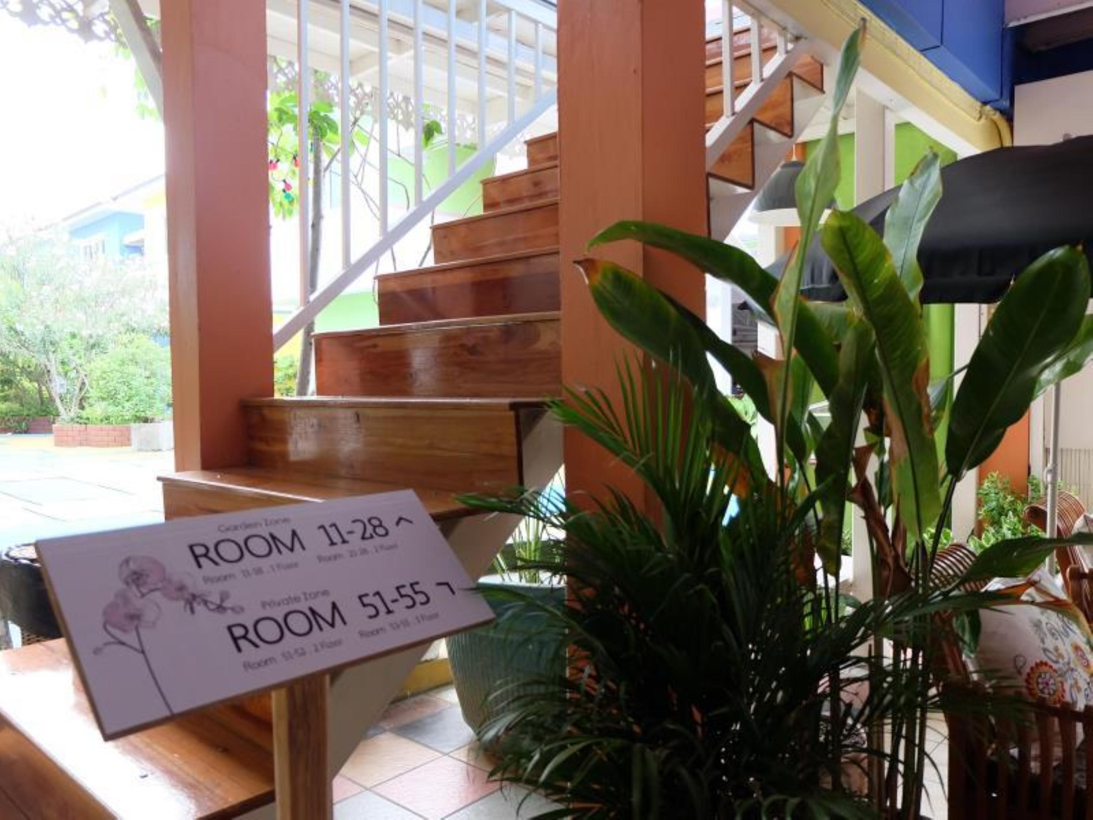 Issara House Bangkok Hotel Ngoại thất bức ảnh