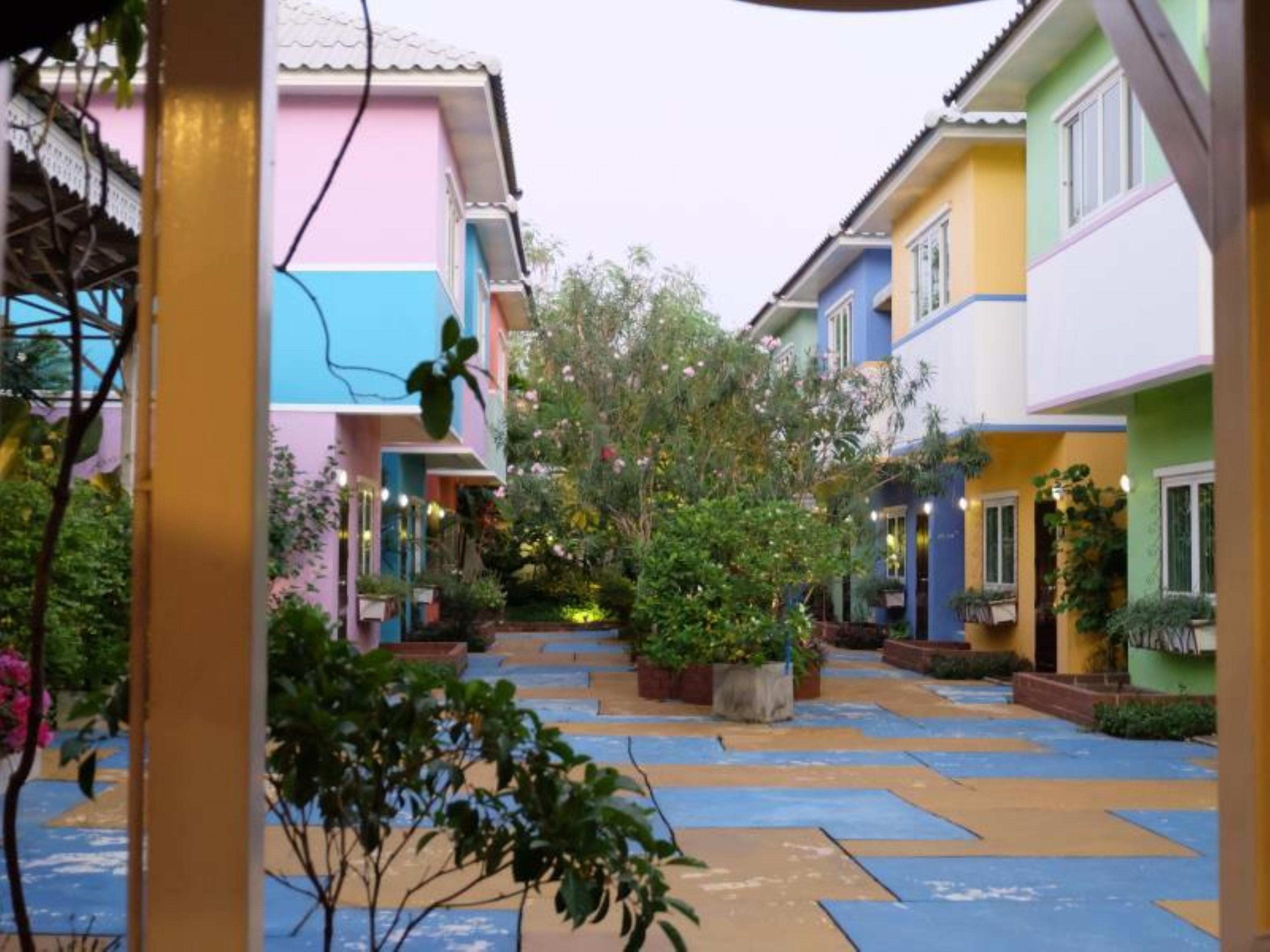 Issara House Bangkok Hotel Ngoại thất bức ảnh